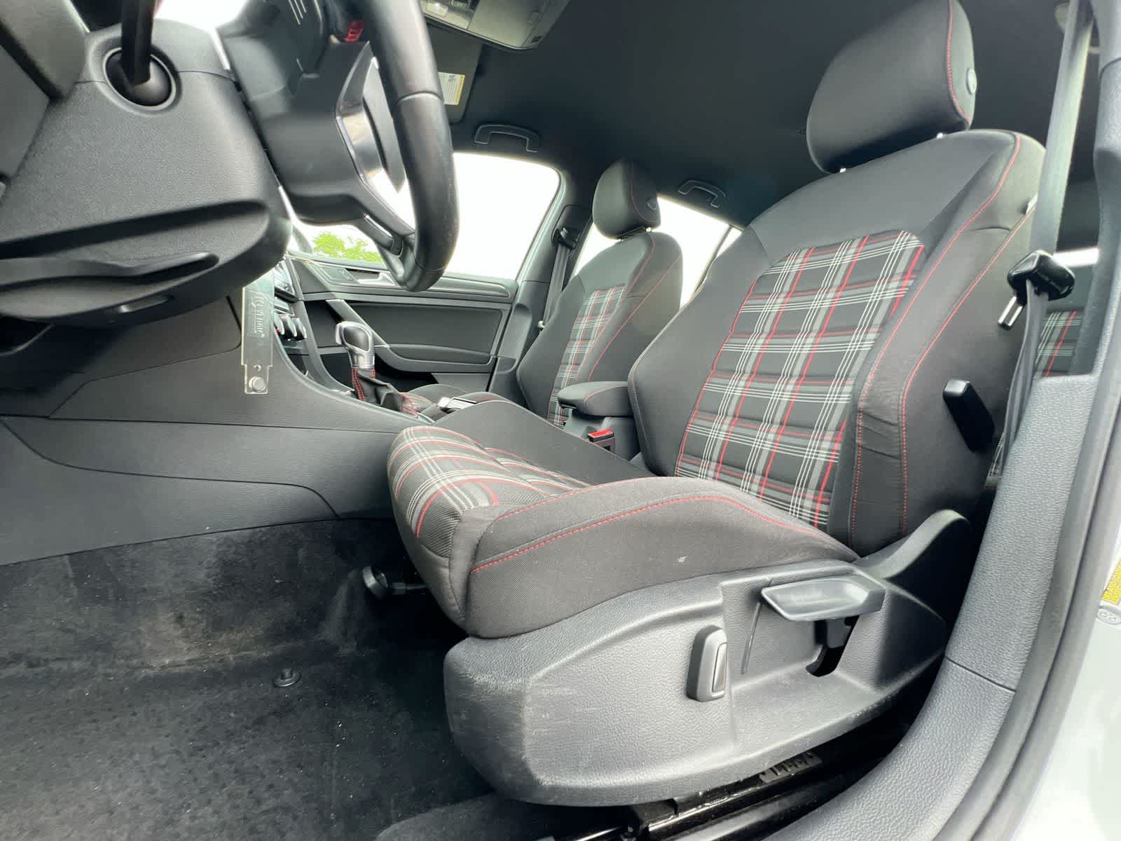 Used 2018 Volkswagen GTI S FWD image 16