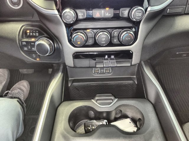 Used 2022 RAM 1500 Big Horn AWD/4WD image 20