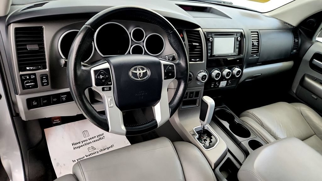 Used 2017 Toyota Sequoia Limited w/ Safety & Convenience Package AWD/4WD image 24