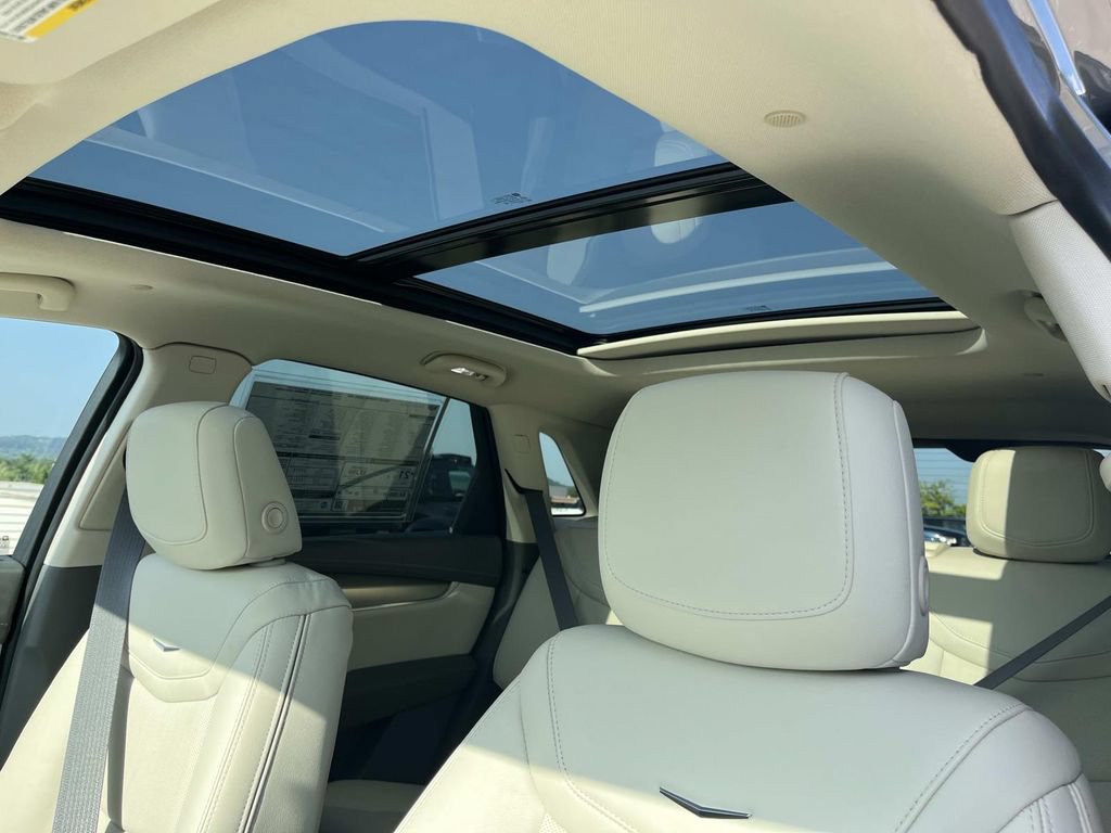 New 2026 Cadillac XT5 Premium Luxury w/ Driver Assist Package AWD/4WD image 29