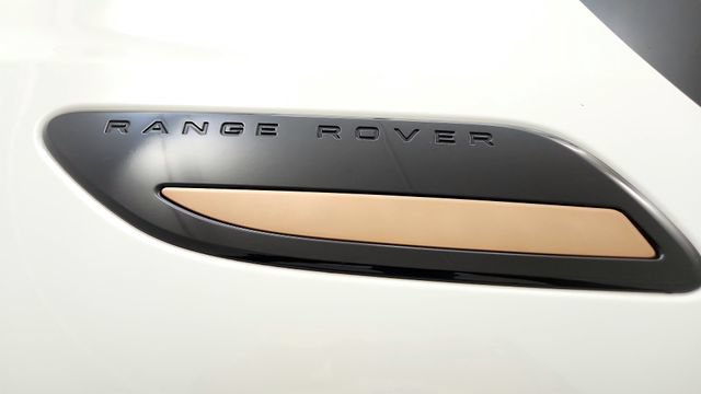 Used 2022 Land Rover Range Rover Velar R-Dynamic S AWD/4WD image 34