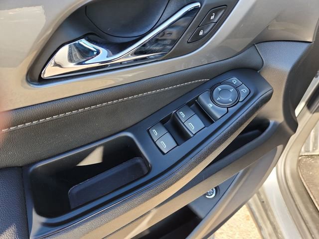 Certified 2023 Chevrolet Traverse LT image 22