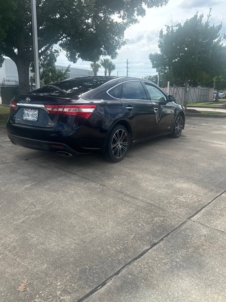 Used 2015 Toyota Avalon XLE Touring Sport Edition FWD image 4