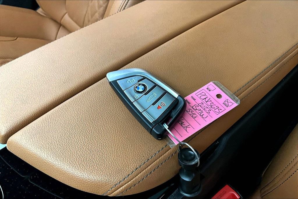 Used 2023 BMW 540i w/ M Sport Package image 13