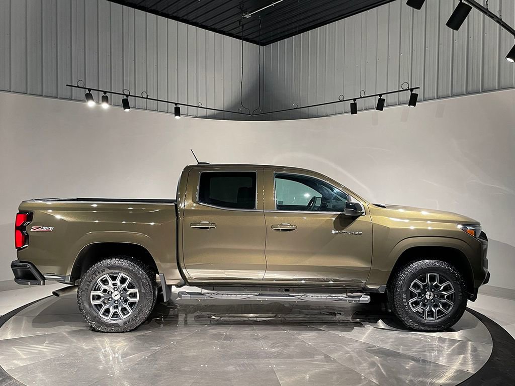 Used 2023 Chevrolet Colorado Z71 w/ Z71 Convenience Package 2 image 10