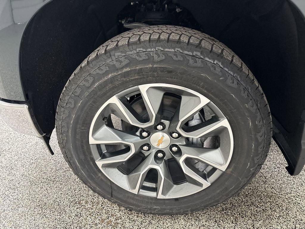 New 2026 Chevrolet Silverado 1500 LT AWD/4WD image 16