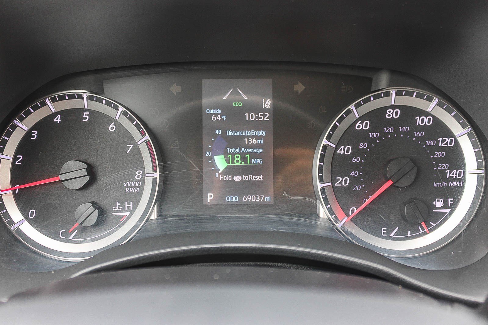 Used 2022 Toyota Highlander LE FWD image 24