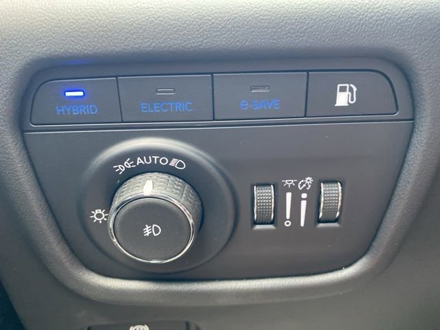 Used 2023 Jeep Grand Cherokee Summit image 29