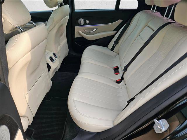 Used 2017 Mercedes-Benz E 300 4MATIC image 20