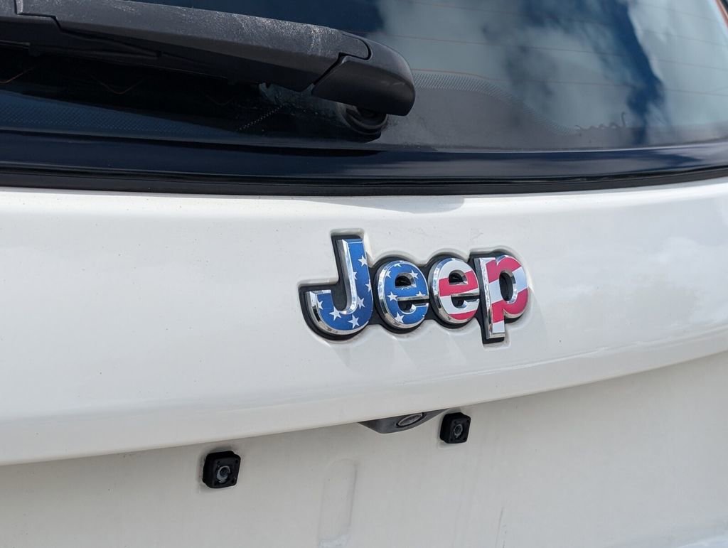 Used 2018 Jeep Compass Sport image 15