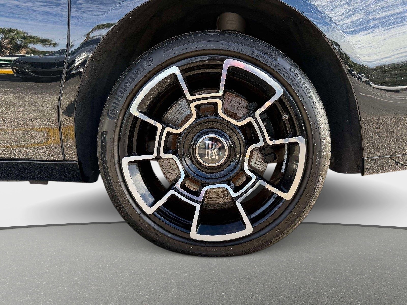 Used 2020 Rolls-Royce Ghost RWD image 16