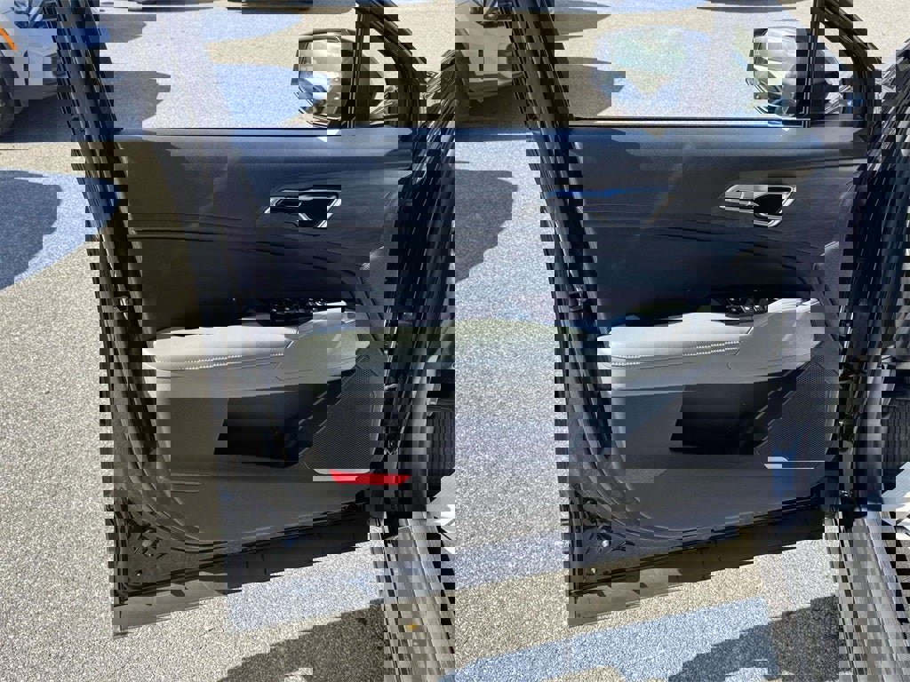 Used 2023 Kia Sportage X-Line image 16