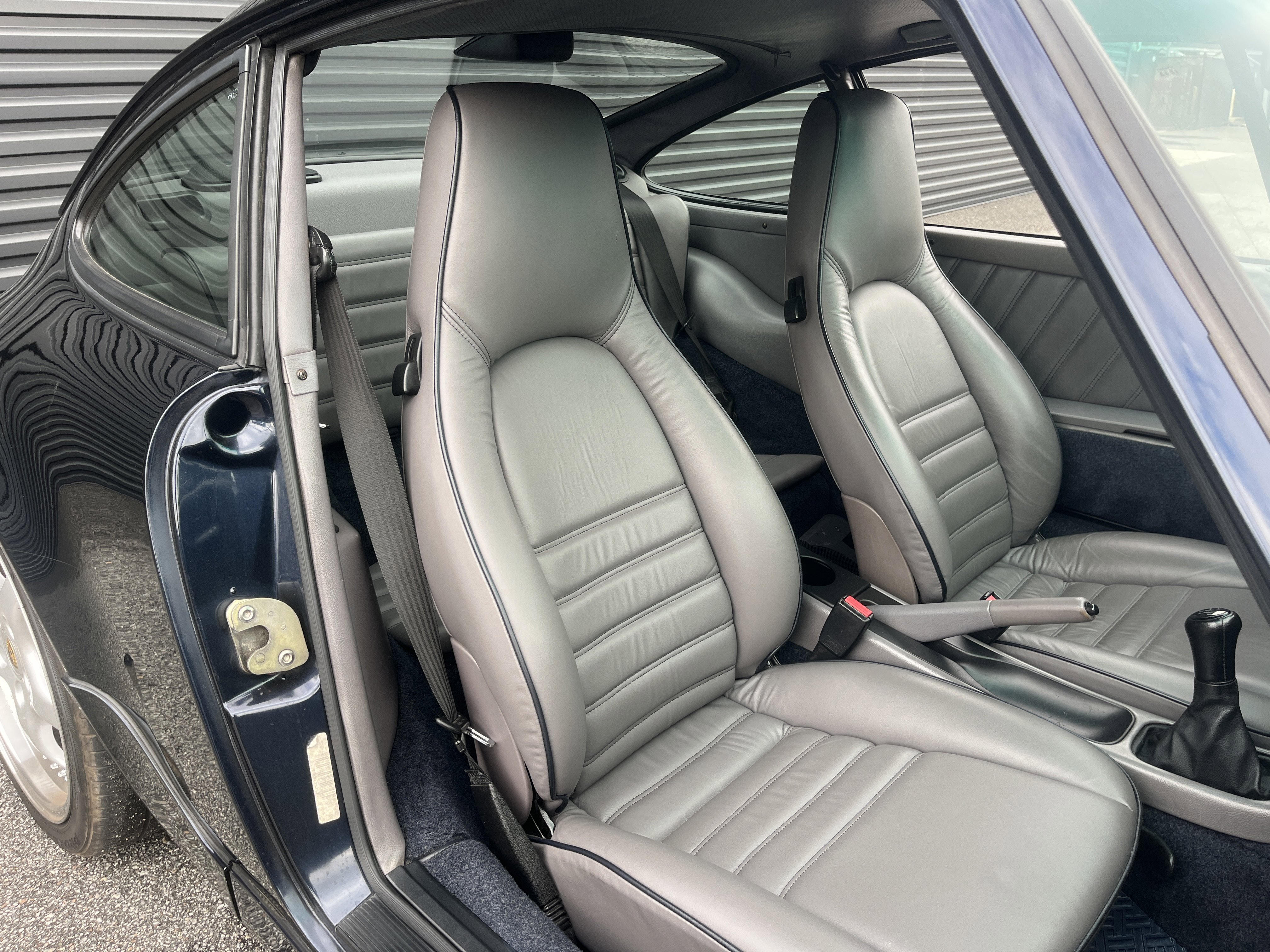 Used 1992 Porsche 911 Carrera image 31