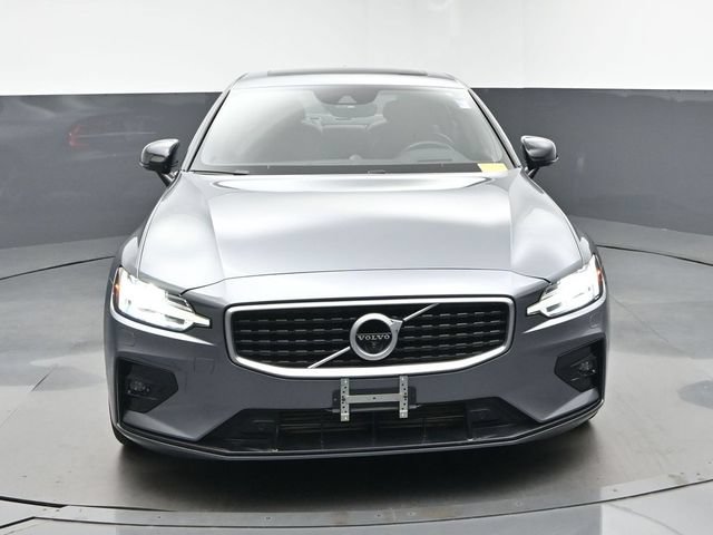 Used 2019 Volvo S60 T6 R-Design AWD/4WD image 2