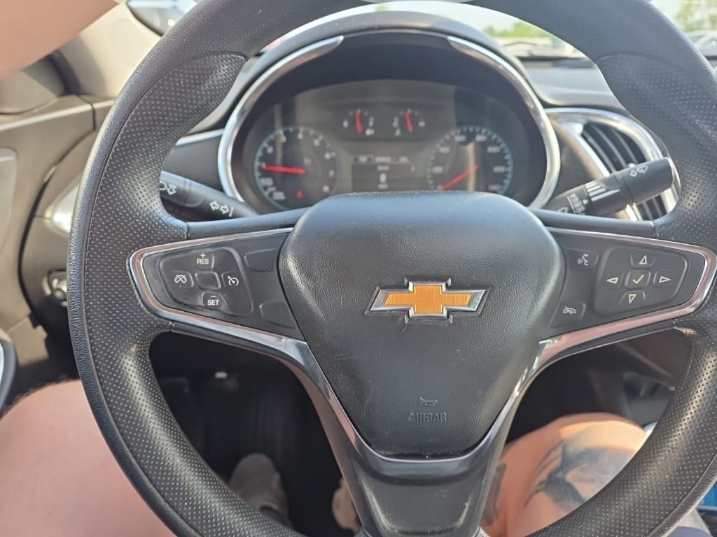 Used 2020 Chevrolet Malibu LT w/ Redline Edition FWD image 12