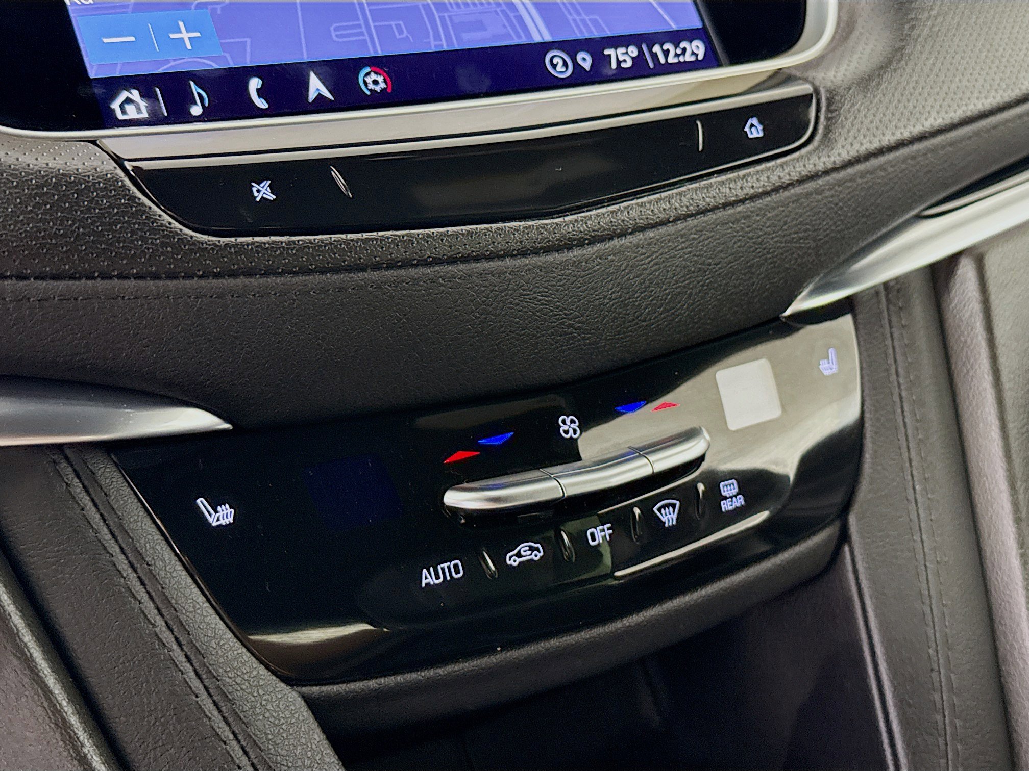 Used 2025 Cadillac XT5 Premium Luxury image 19