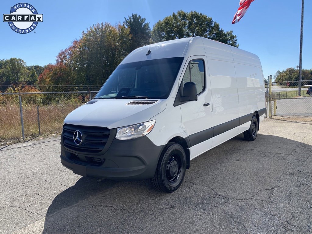 Used 2025 Mercedes-Benz Sprinter 2500 image 8