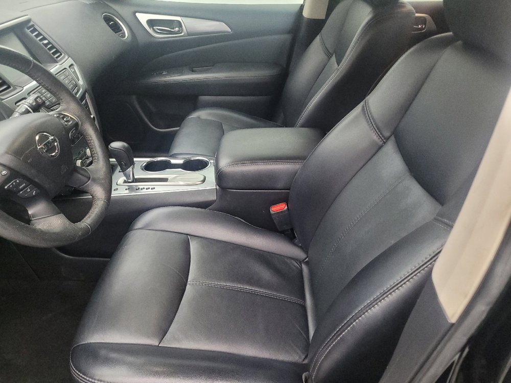 Used 2019 Nissan Pathfinder SL w/ Cargo Package FWD image 17
