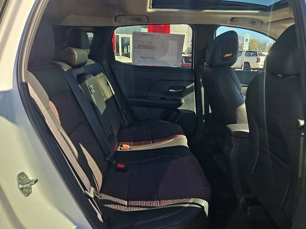 New 2026 Nissan Kicks SR w/ SR Premium Package AWD/4WD image 27