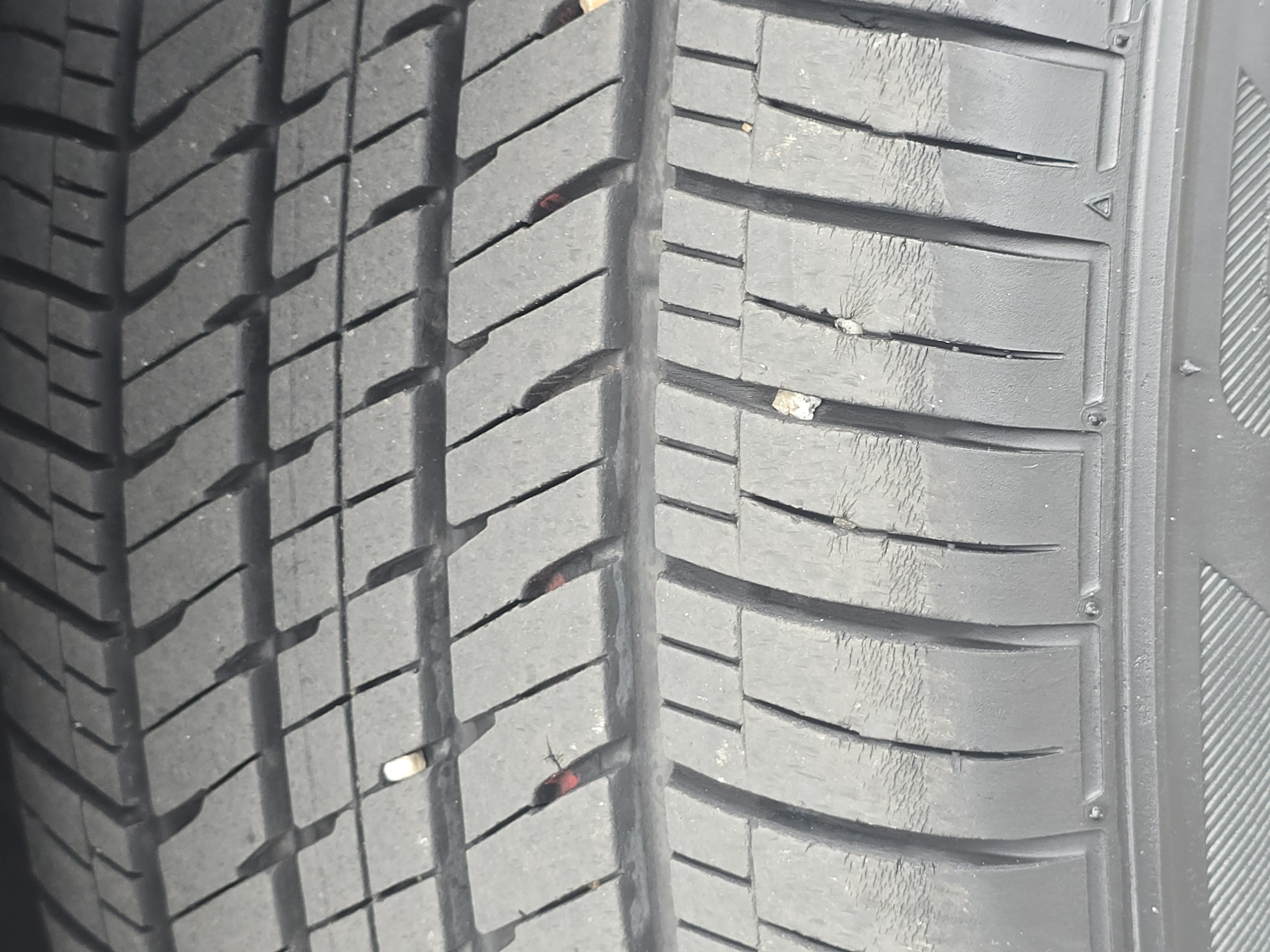 Certified 2024 Volkswagen Tiguan SE AWD/4WD image 15