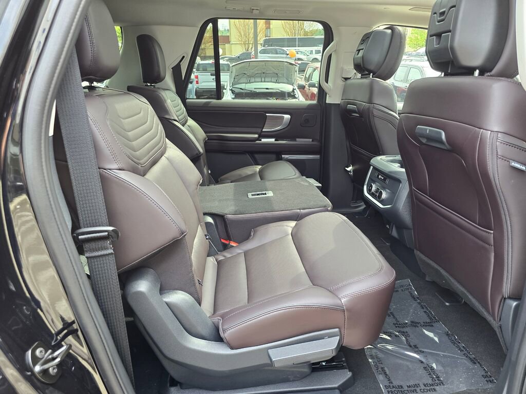 New 2026 Ford Expedition Max Platinum AWD/4WD image 12