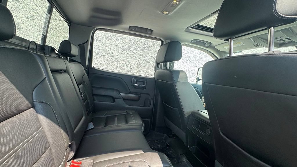 Used 2019 GMC Sierra 2500 Denali w/ Duramax Plus Package AWD/4WD image 7