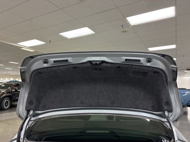 Used 2018 Honda Accord Touring image 16