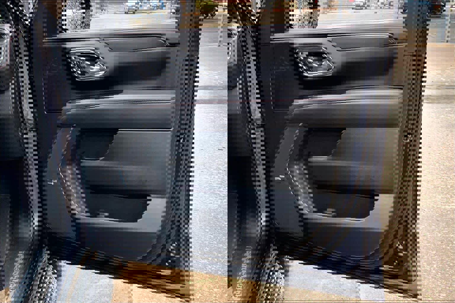 Used 2022 Chevrolet Tahoe RST w/ Sport Performance Package image 22