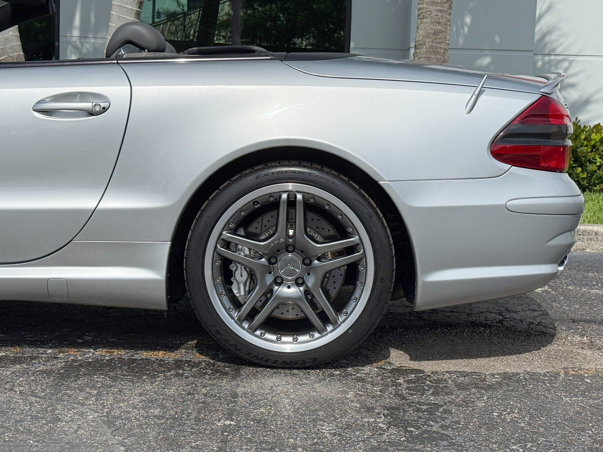Used 2005 Mercedes-Benz SL 65 AMG image 12