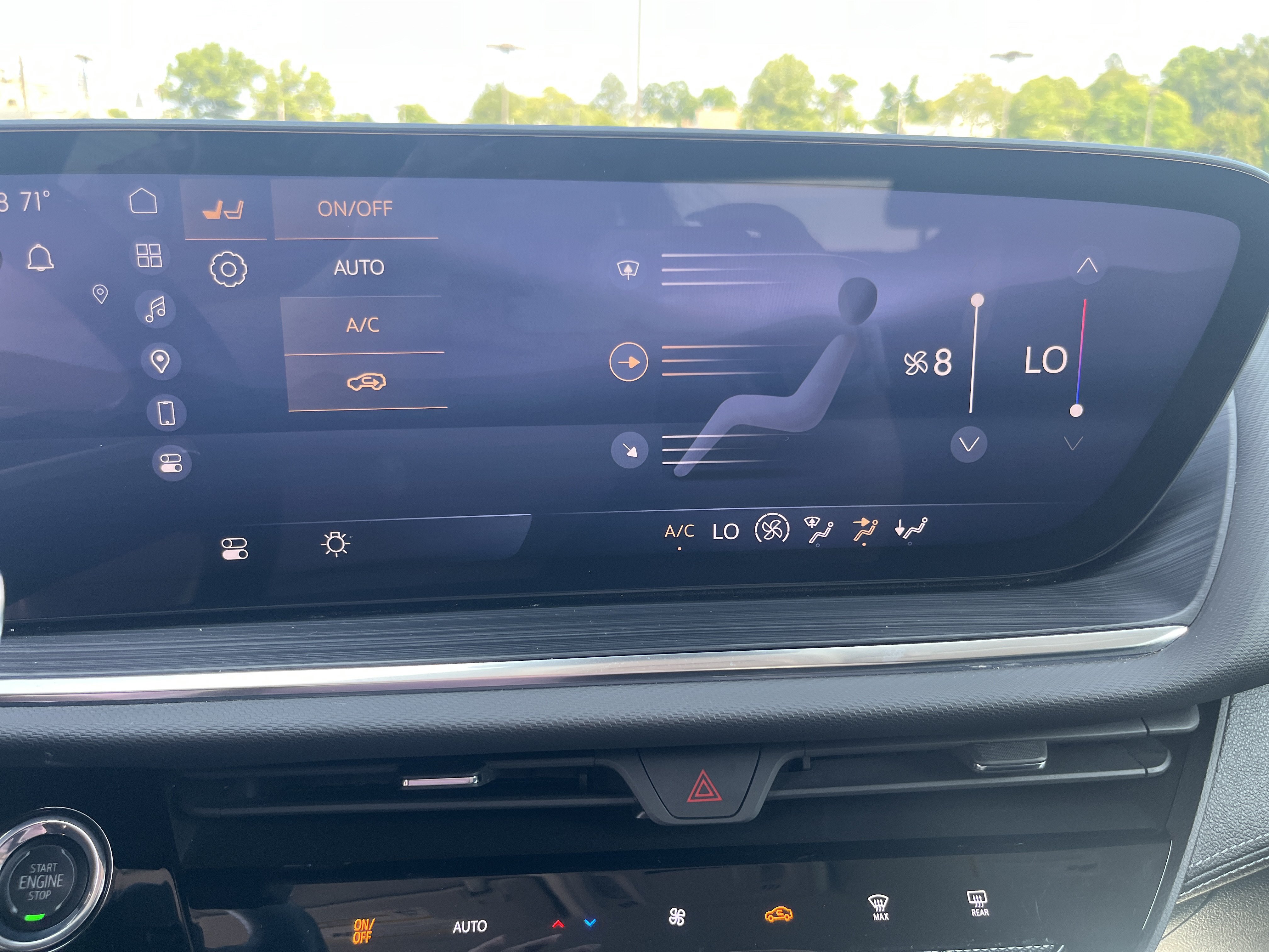 Used 2024 Buick Envision Preferred AWD/4WD image 27
