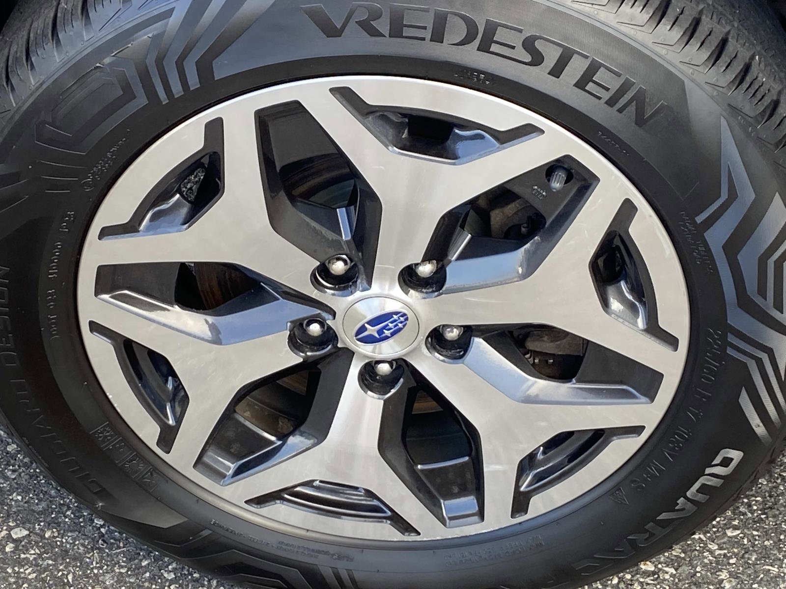 Used 2019 Subaru Forester Premium w/ All-Weather Package image 27