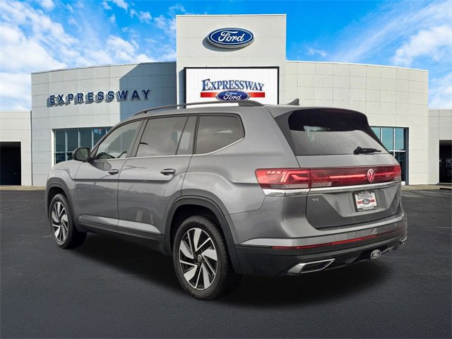 Used 2025 Volkswagen Atlas SE image 8