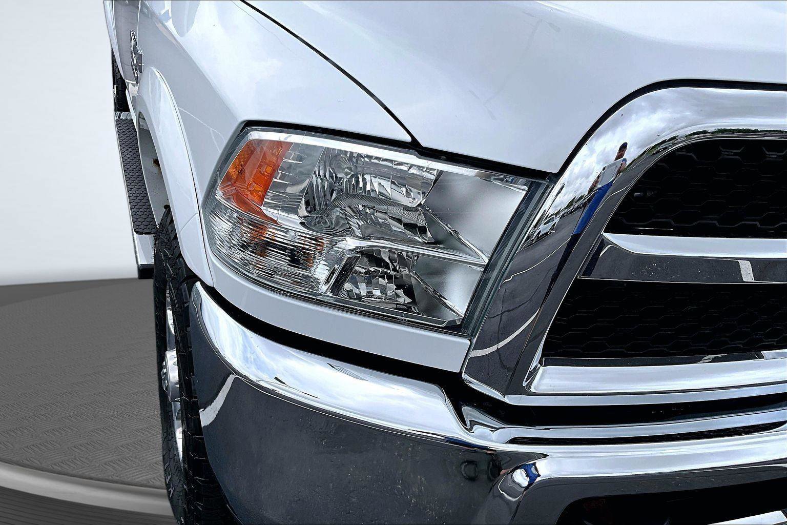 Used 2017 RAM 2500 SLT AWD/4WD image 29
