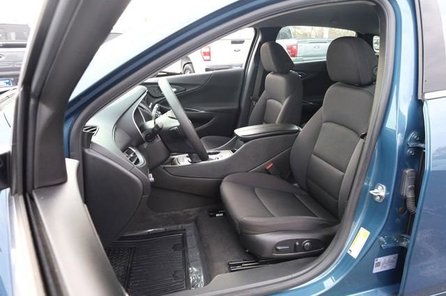 Used 2024 Chevrolet Malibu LT FWD image 8