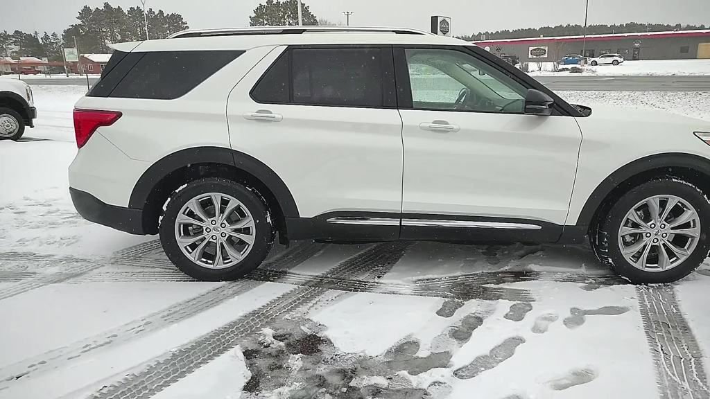 Used 2020 Ford Explorer Limited w/ Class III Trailer Tow Package image 10