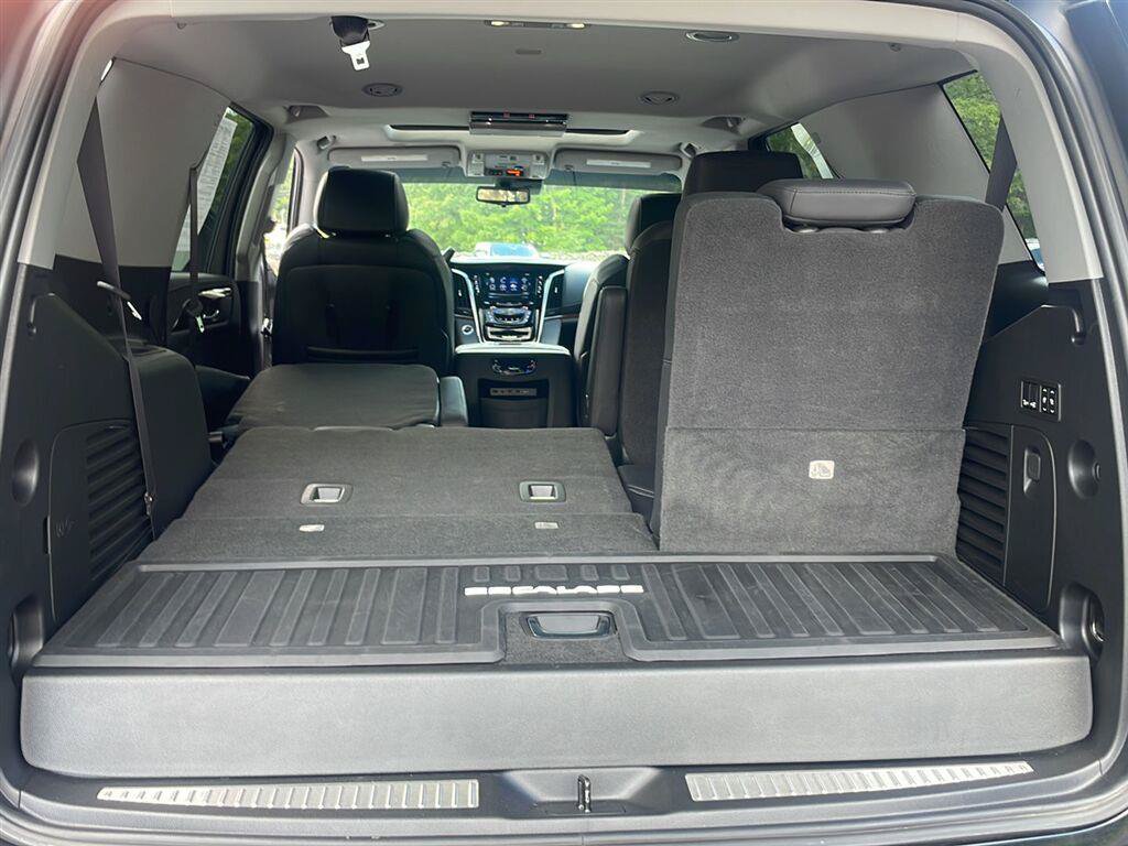 Certified 2020 Cadillac Escalade Premium Luxury w/ Escalade Sport Edition AWD/4WD image 20