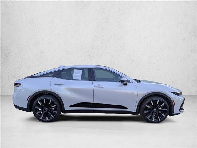 Used 2023 Toyota Crown Platinum image 4