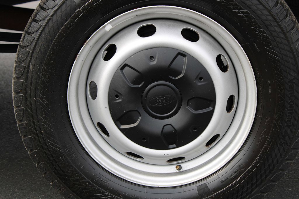 Used 2024 Ford Transit 250 148 Medium Roof w/ Load Area Protection Package image 27