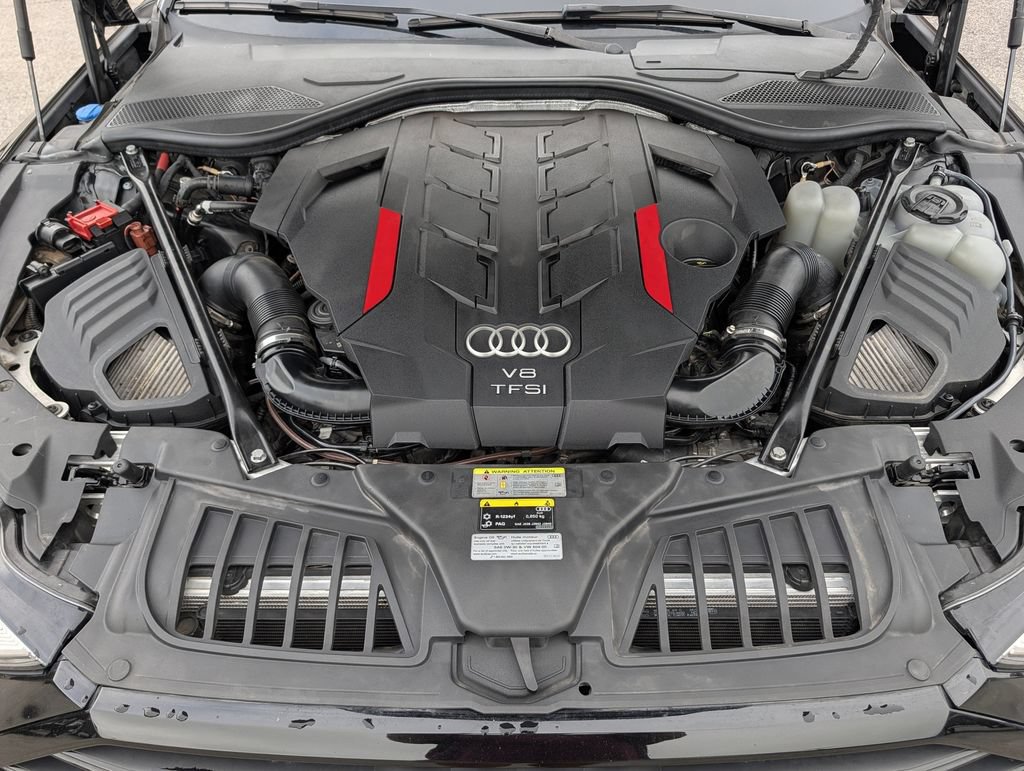 Used 2021 Audi S8 L w/ S8 Executive Package AWD/4WD image 38