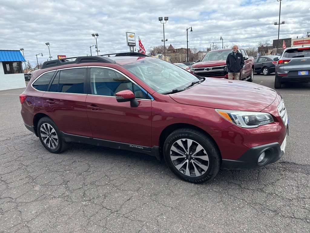 Used 2017 Subaru Outback 2.5i Limited AWD/4WD image 5