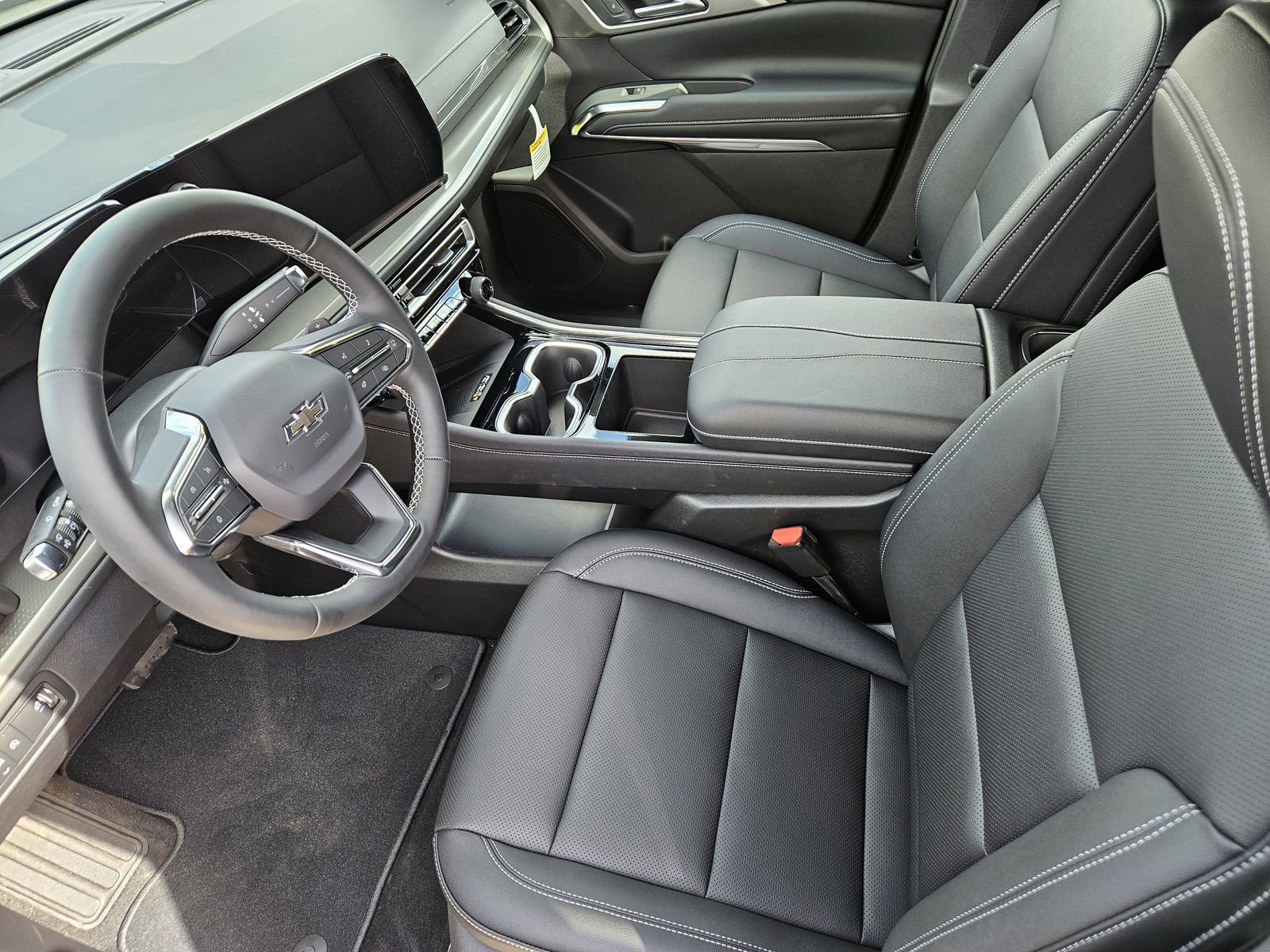 New 2026 Chevrolet Traverse LT w/ Midnight/Sport Edition image 15