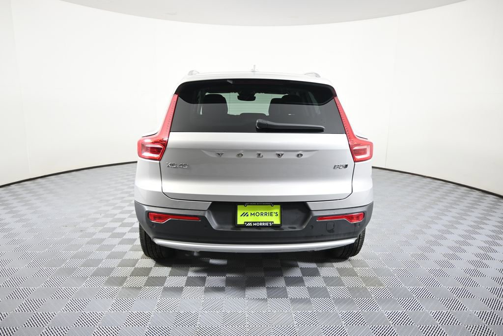 Used 2024 Volvo XC40 B5 Plus AWD/4WD image 5