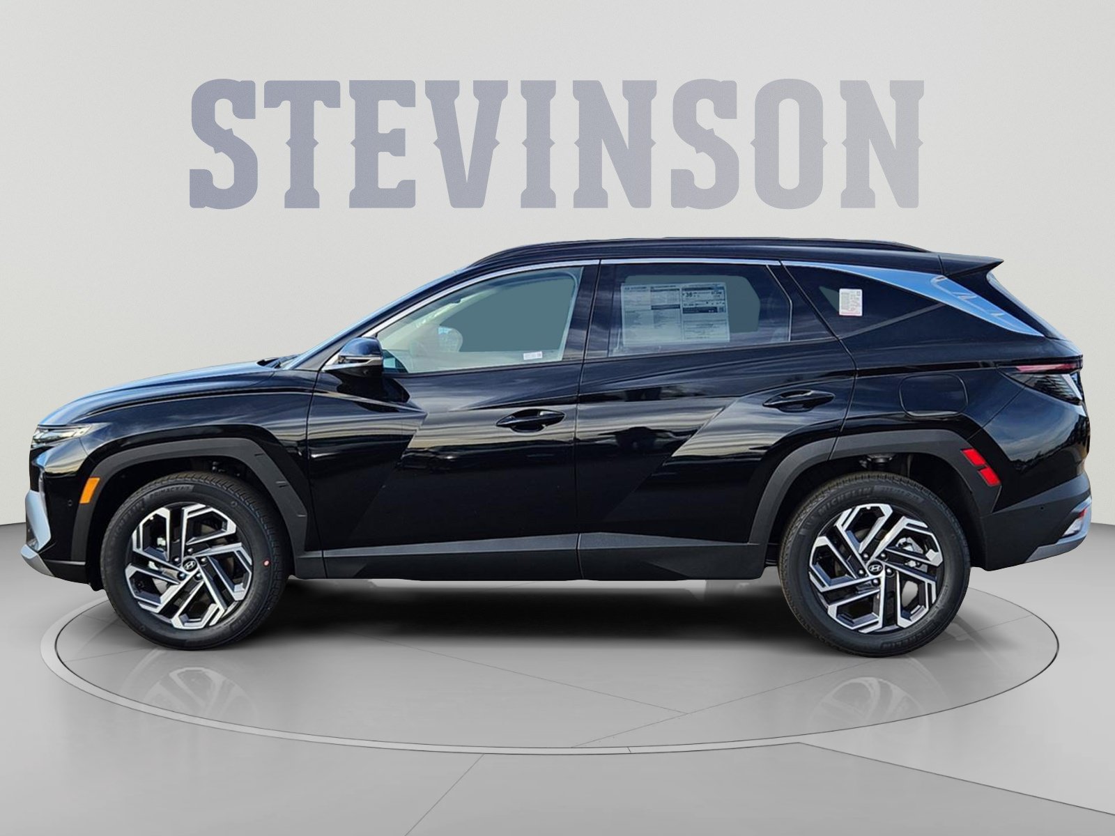 New 2026 Hyundai Tucson Limited AWD/4WD image 2