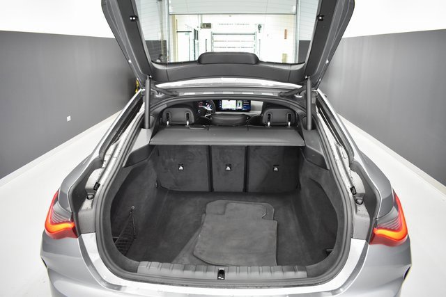 Used 2025 BMW 430i xDrive w/ Premium Package image 37