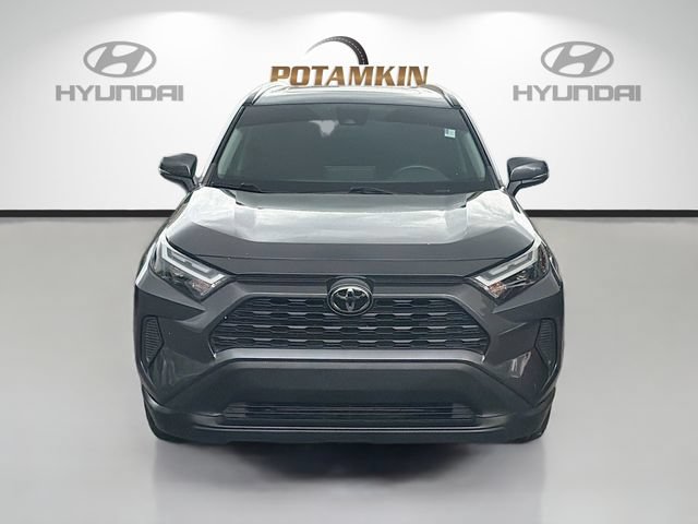 Used 2024 Toyota RAV4 XLE w/ Convenience Package FWD video 2