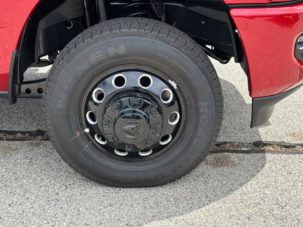 New 2026 RAM 3500 Laramie w/ Night Edition AWD/4WD image 12