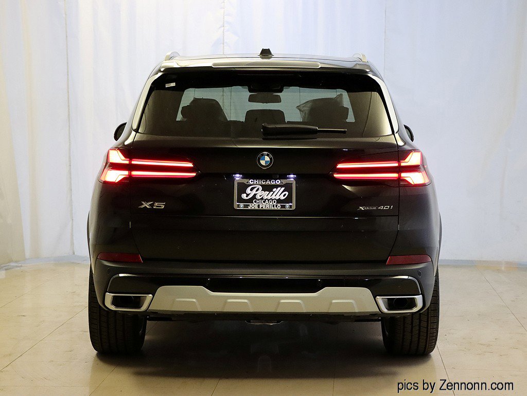 Used 2026 BMW X5 xDrive40i w/ Climate Comfort Package image 7