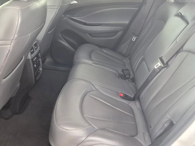 Used 2019 Buick Envision Essence FWD image 18