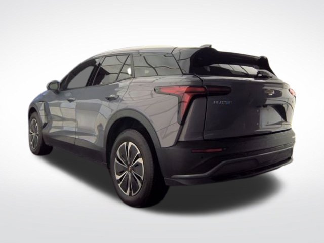 Used 2024 Chevrolet Blazer EV LT AWD/4WD image 2