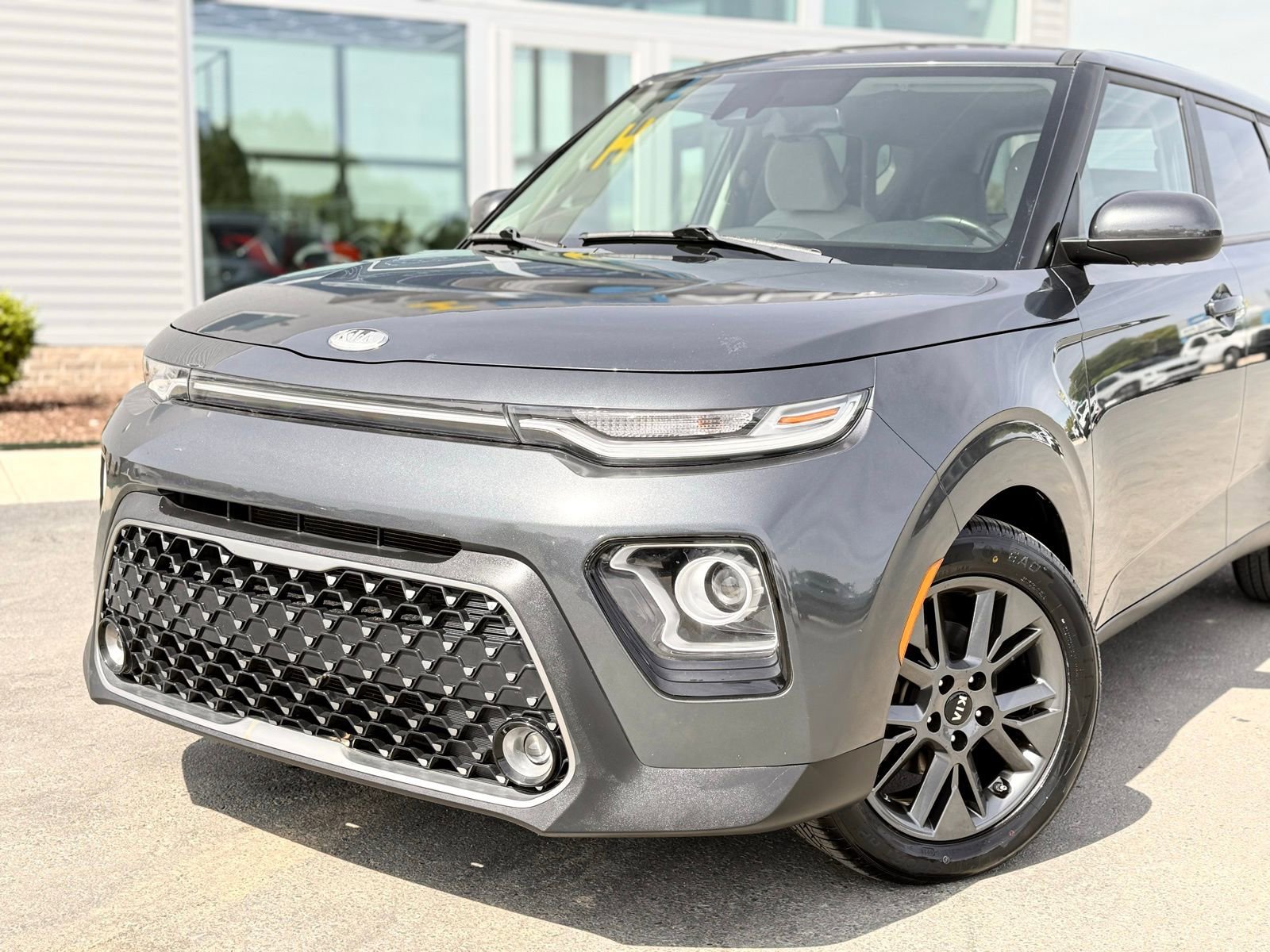 Used 2020 Kia Soul EX image 4